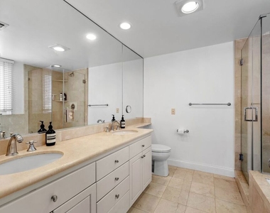 718 Lincoln Boulevard - Photo Thumbnail 24