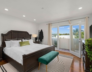 718 Lincoln Boulevard - Photo Thumbnail 20