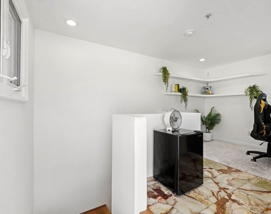 718 Lincoln Boulevard - Photo Thumbnail 27