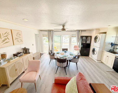 15213 Daphne Avenue - Photo Thumbnail 16