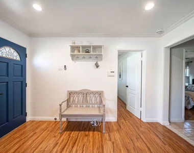 15213 Daphne Avenue - Photo Thumbnail 4