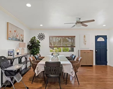 15213 Daphne Avenue - Photo Thumbnail 3