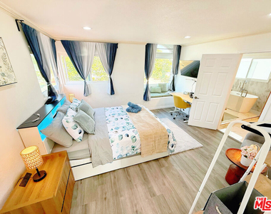 15213 Daphne Avenue - Photo Thumbnail 21