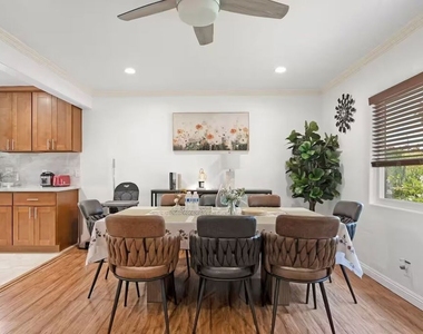 15213 Daphne Avenue - Photo Thumbnail 2