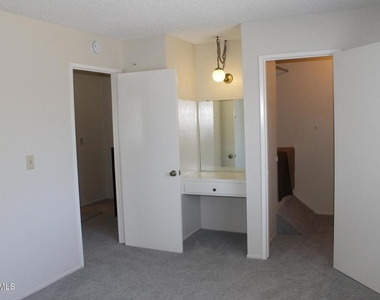 2606 Rudder Avenue - Photo Thumbnail 9
