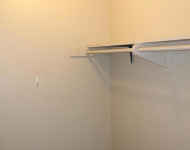 2606 Rudder Avenue - Photo Thumbnail 11