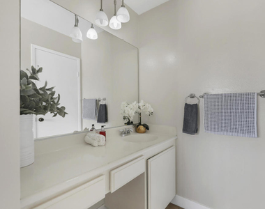 74237 Catalina Way - Photo Thumbnail 26