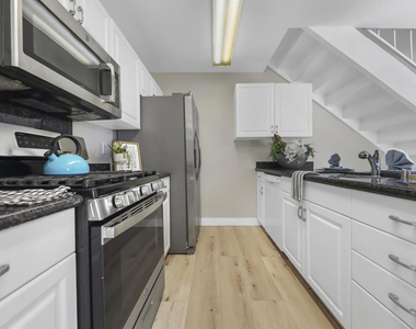 74237 Catalina Way - Photo Thumbnail 13