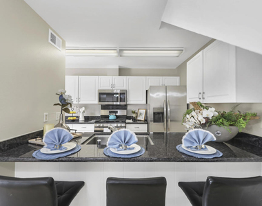 74237 Catalina Way - Photo Thumbnail 8