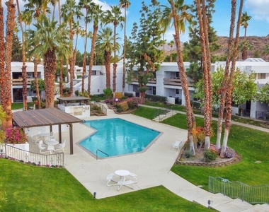 5301 E Waverly Drive - Photo Thumbnail 21