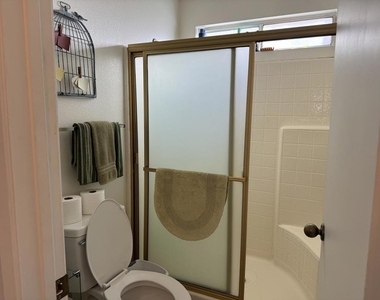 68640 Tachevah Drive - Photo Thumbnail 10