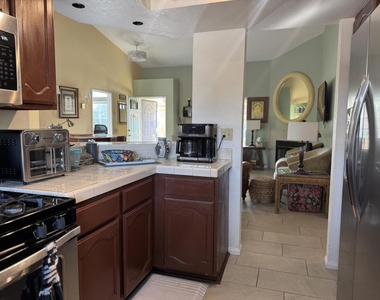 68640 Tachevah Drive - Photo Thumbnail 4