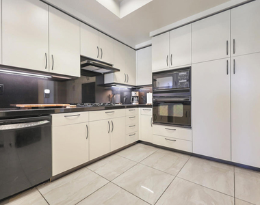 829 Inverness - Photo Thumbnail 10