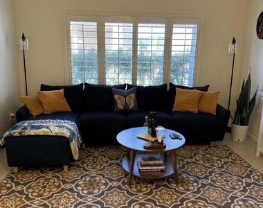 74960 San Simeon Drive - Photo Thumbnail 5
