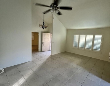 74960 San Simeon Drive - Photo Thumbnail 6