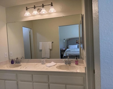 74960 San Simeon Drive - Photo Thumbnail 15