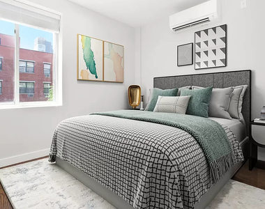 152 Ludlow Street - Photo Thumbnail 4