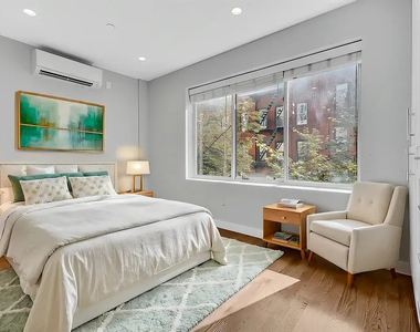 99 Suffolk Street - Photo Thumbnail 1