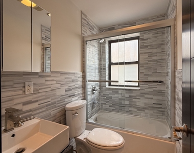 350 Manhattan Avenue - Photo Thumbnail 5