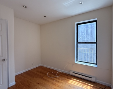 350 Manhattan Avenue - Photo Thumbnail 6