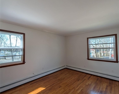 178-05 69th Avenue - Photo Thumbnail 1