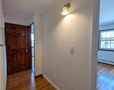 178-05 69th Avenue - Photo Thumbnail 3