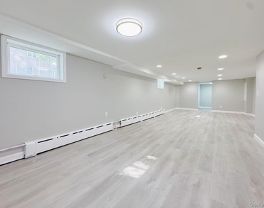 7159 Kessel Street - Photo Thumbnail 20
