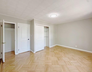7159 Kessel Street - Photo Thumbnail 16