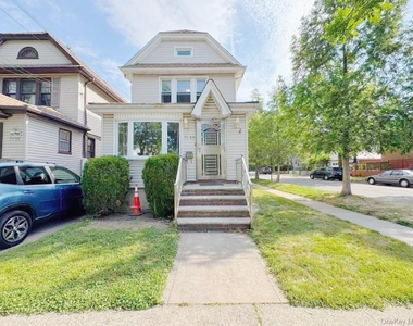 7159 Kessel Street - Photo Thumbnail 1
