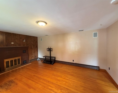 2518 South Avenue - Photo Thumbnail 11