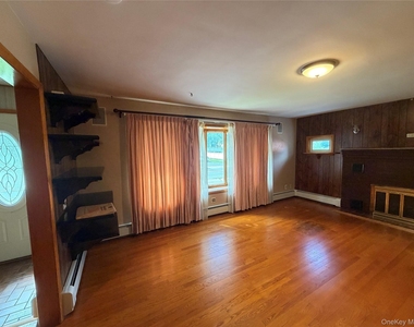 2518 South Avenue - Photo Thumbnail 10
