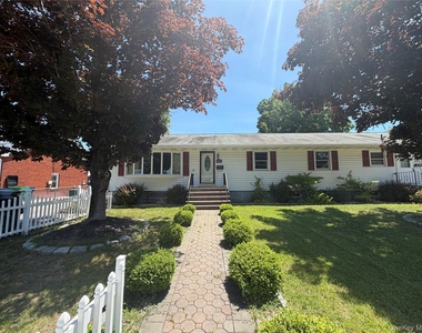 2518 South Avenue - Photo Thumbnail 1