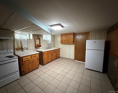 2518 South Avenue - Photo Thumbnail 22