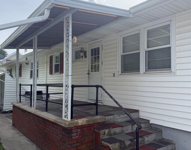 2518 South Avenue - Photo Thumbnail 2