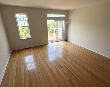 213 River View Drive - Photo Thumbnail 6