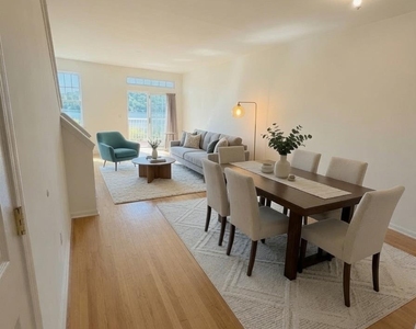 213 River View Drive - Photo Thumbnail 5