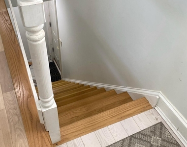 18419 89th Avenue - Photo Thumbnail 13