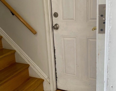 18419 89th Avenue - Photo Thumbnail 14