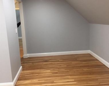 32 Waterview Place - Photo Thumbnail 7