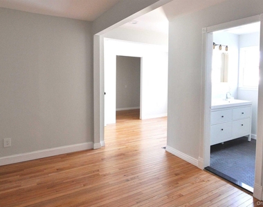 135 N Walnut Street - Photo Thumbnail 7