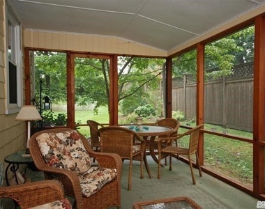 7 Aberdeen Drive - Photo Thumbnail 7