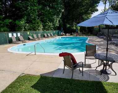 2 Consulate Drive - Photo Thumbnail 18