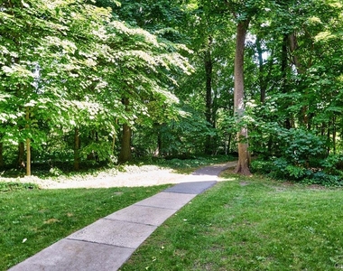 2 Consulate Drive - Photo Thumbnail 20