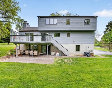 28 Lakeview Drive - Photo Thumbnail 9