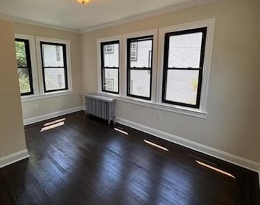 26 W Devonia Avenue - Photo Thumbnail 4