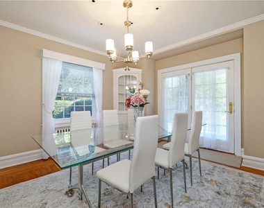 107 Lee Road - Photo Thumbnail 5