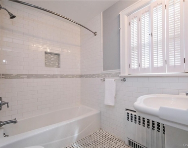 107 Lee Road - Photo Thumbnail 16