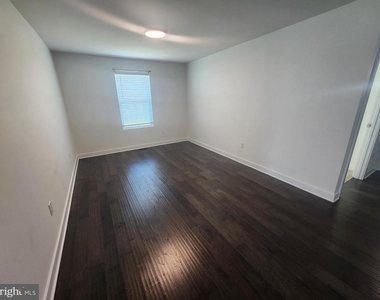 771 Switchgrass Court - Photo Thumbnail 9