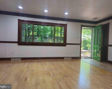 159 Olde Concord Road - Photo Thumbnail 8