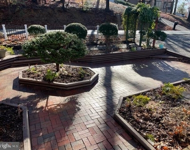 159 Olde Concord Road - Photo Thumbnail 3